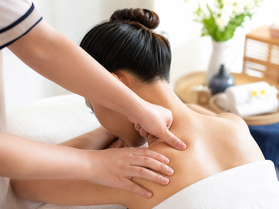 Massage Cổ Vai Gáy